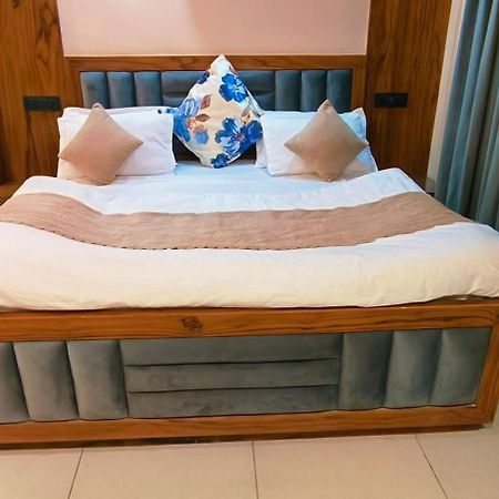 The Cerro Ricco 2 Otel Zirakpur Dış mekan fotoğraf