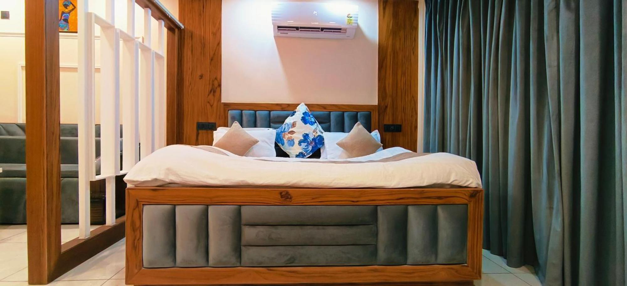 The Cerro Ricco 2 Otel Zirakpur Dış mekan fotoğraf
